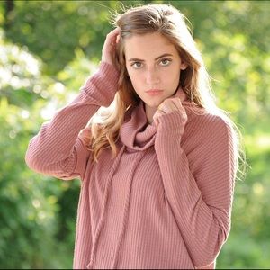 Soft long sleeve light weight fuzzy thermal